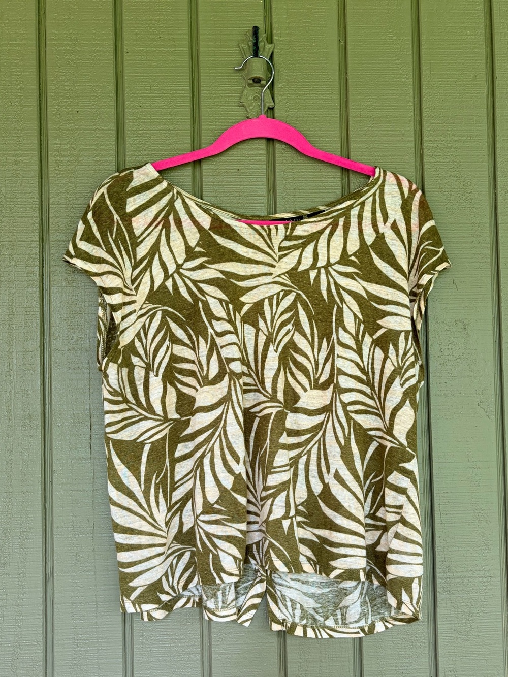 Tahari 100% Linen Tropical Leaf Print Button Back Top L
